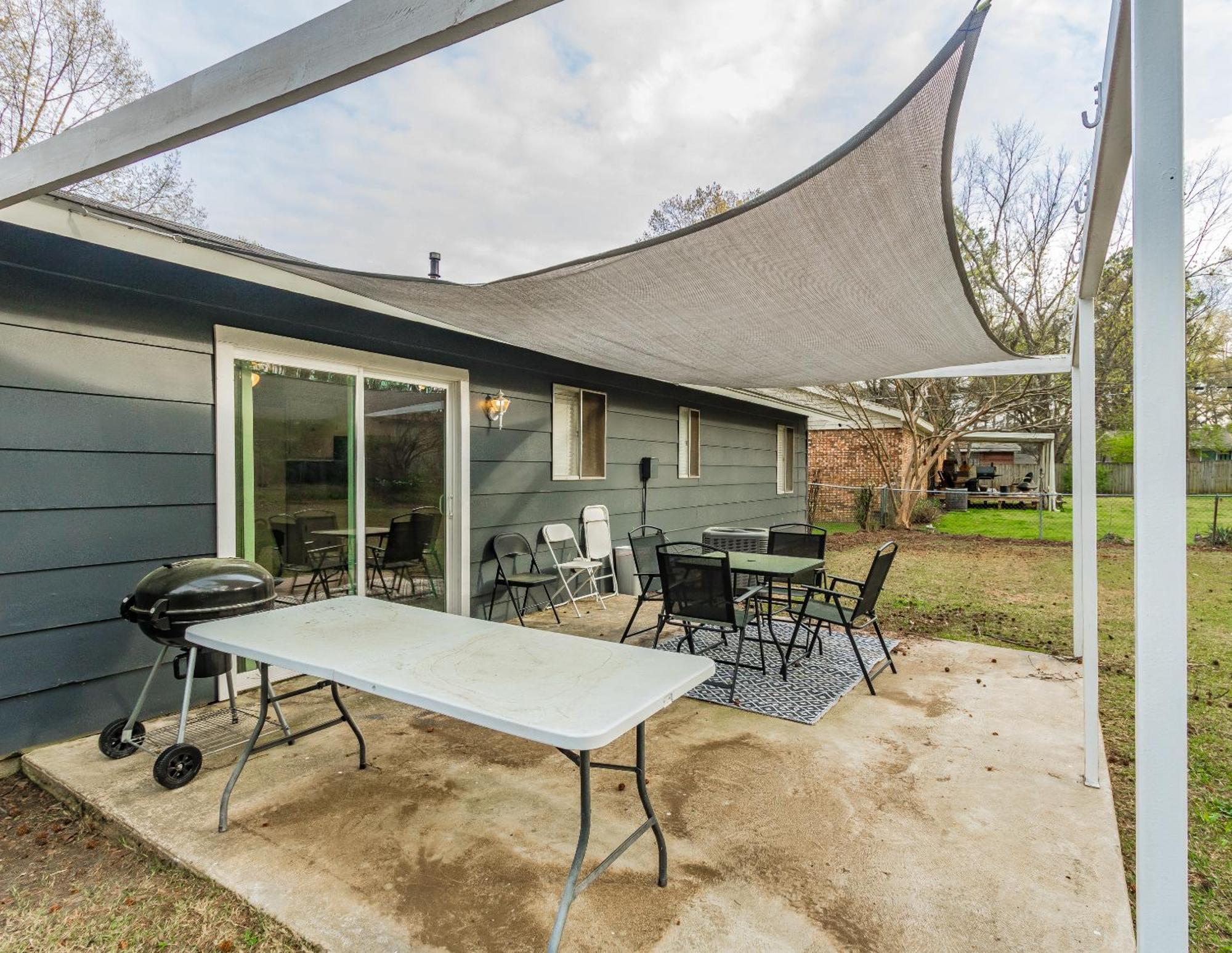 Holiday home Cheerful 3 Bedroom 2ba In Great Neighborhood!